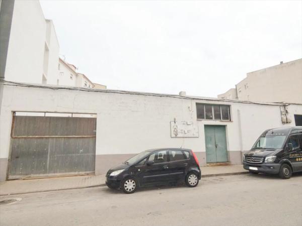 Nave en Centro Urbano