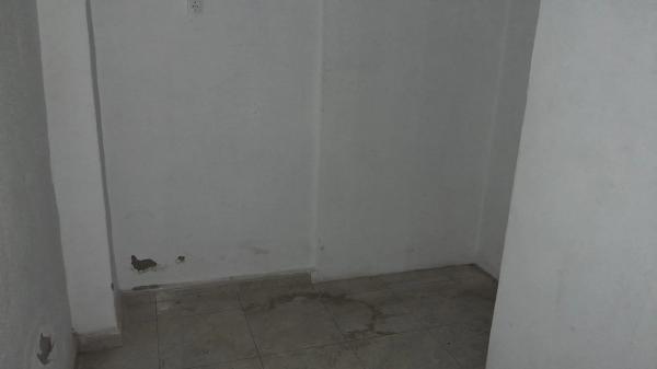 Local en paseo del Saladar, 1