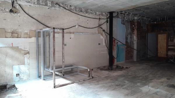 Local en paseo del Saladar, 1