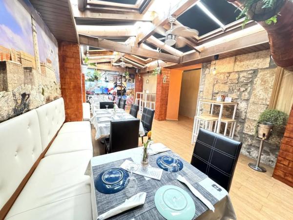 Local en calle de Loreto, 24