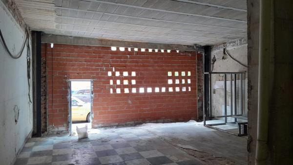 Local en paseo del Saladar, 1