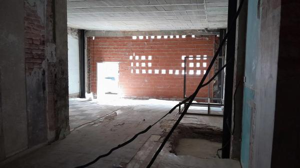 Local en paseo del Saladar, 1