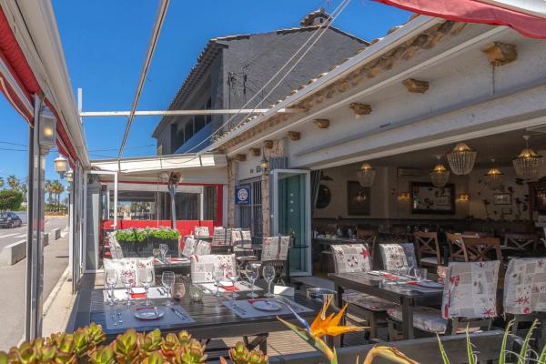 Local en calle Rap, 2