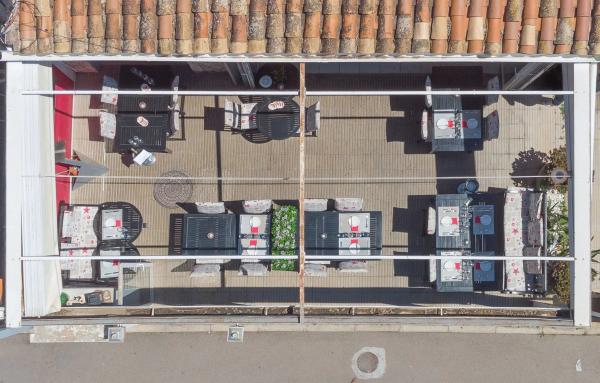 Local en calle Rap, 2