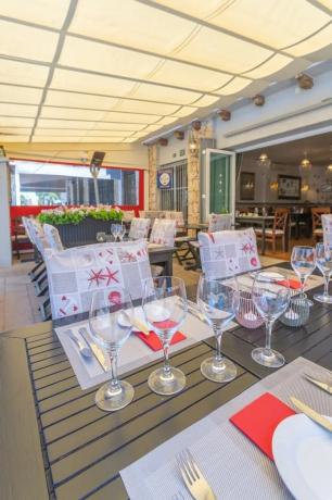 Local en calle Rap, 2