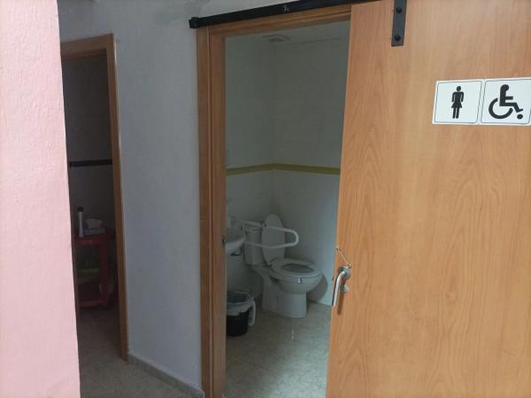 Local en Juan Botella, 3