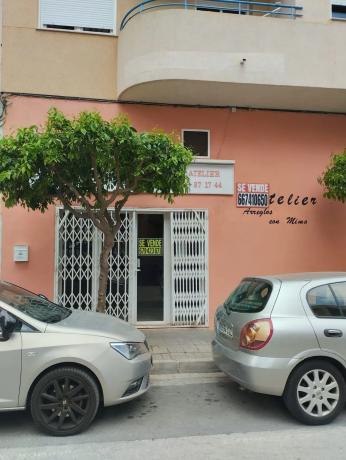 Local en Juan Botella, 3