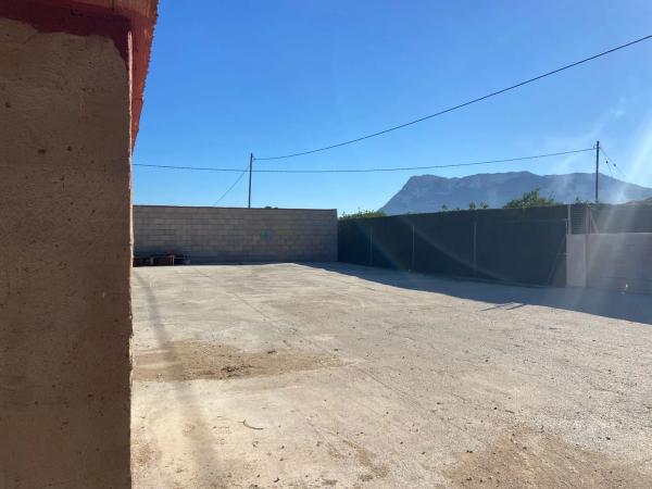 Local en Partida Tossalet