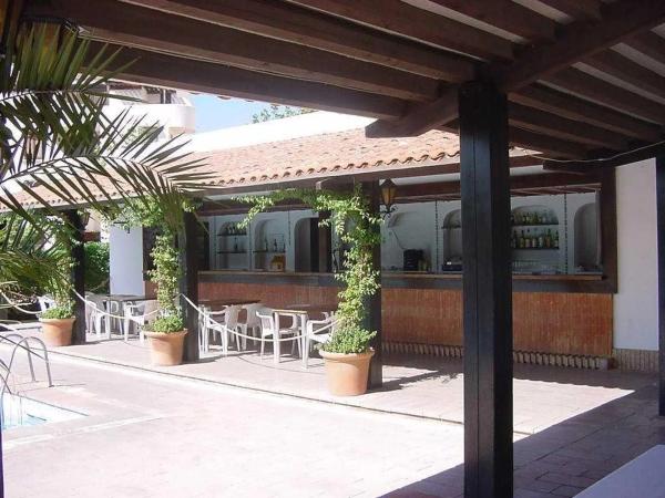 Local en Barrio Les Bovetes-La Felicidad