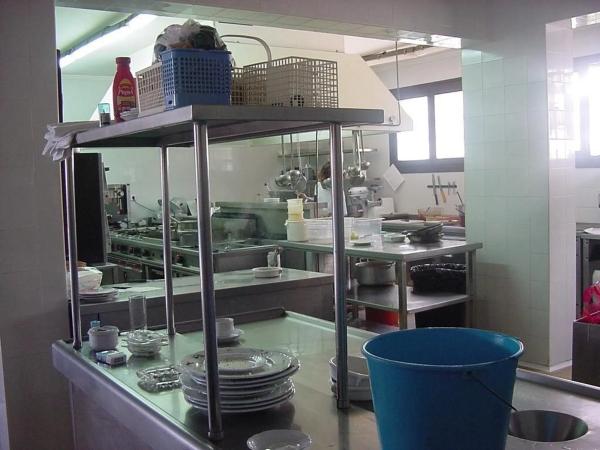 Local en Barrio Les Bovetes-La Felicidad