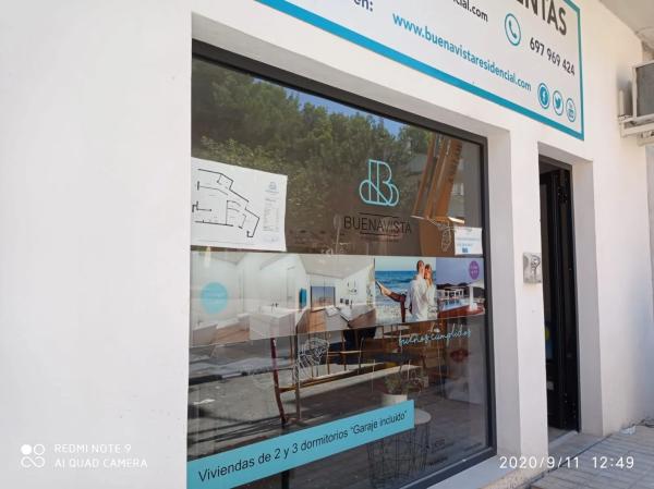 Local en calle de Bona vista, 9