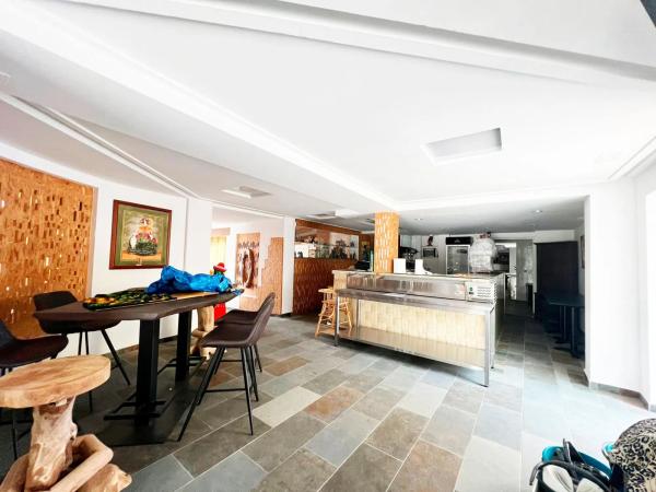 Local en Barrio Les Bassetes-El Marjal