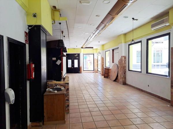 Local en Centro Urbano