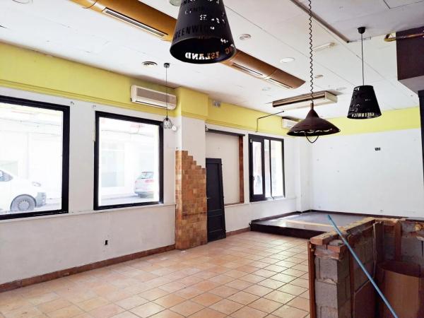 Local en Centro Urbano