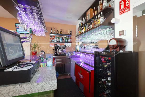 Local en Barrio Les Bassetes-El Marjal