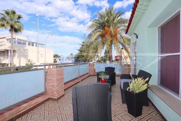 Local en Barrio Les Bassetes-El Marjal