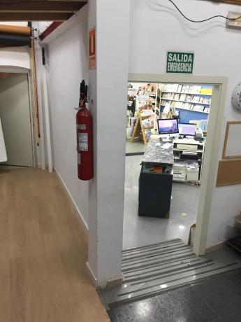 Local en calle de Patricio Ferrándiz