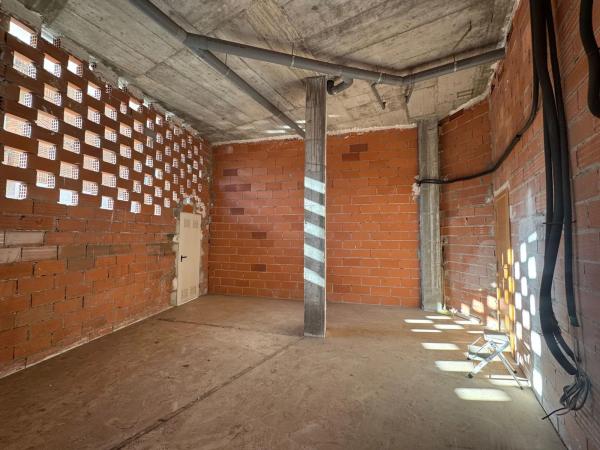 Local en calle Hermanos Gavilá Ferrer