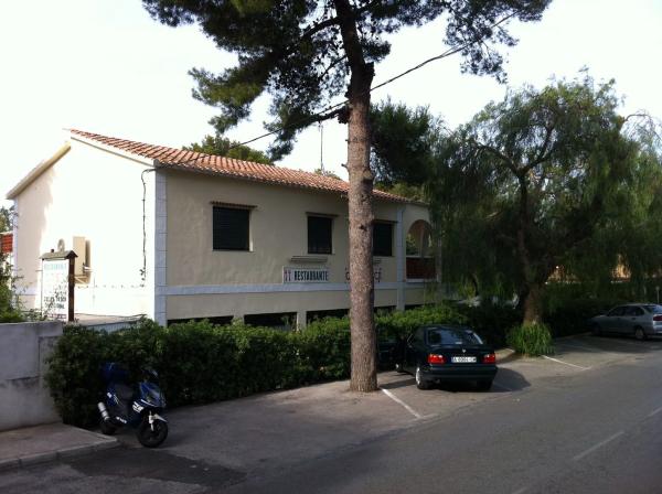 Local en camino Badía, 1