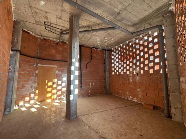 Local en calle Hermanos Gavilá Ferrer