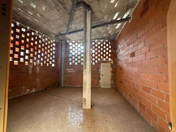 Local en calle Hermanos Gavilá Ferrer