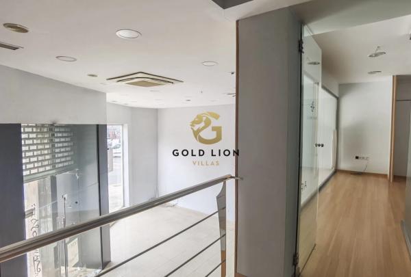 Local en plaza Jaume i s/n