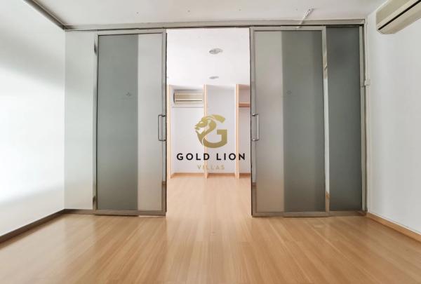 Local en plaza Jaume i s/n