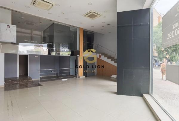 Local en plaza Jaume i s/n