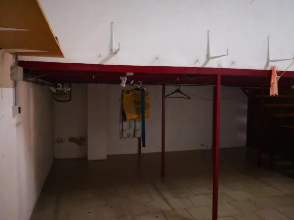 Local en avenida del Montgó