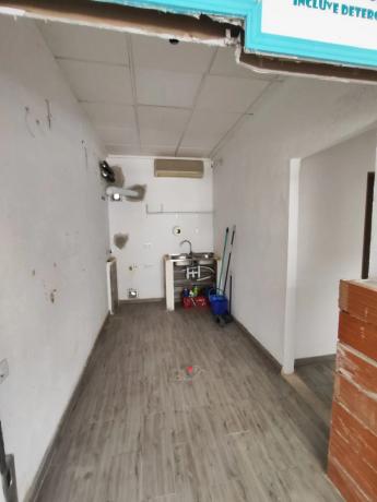 Local en calle de los Reyes Católicos, 10