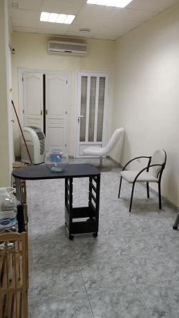 Local en calle de los Reyes Católicos, 10