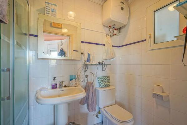 Local en Cap Martí - Pinomar