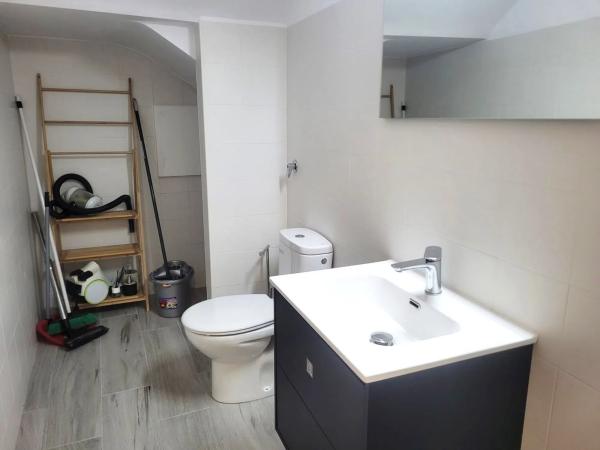 Local en calle de Favara, 6