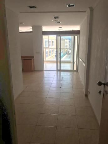 Local en Montañar-El Arenal