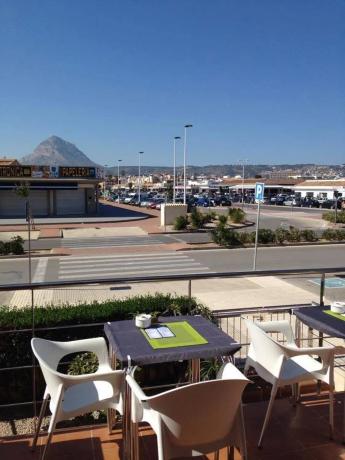 Local en avenida dels Tamarits