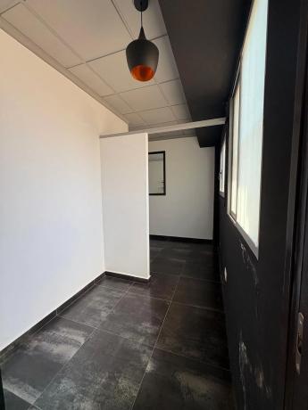 Local en avenida dels Tamarits