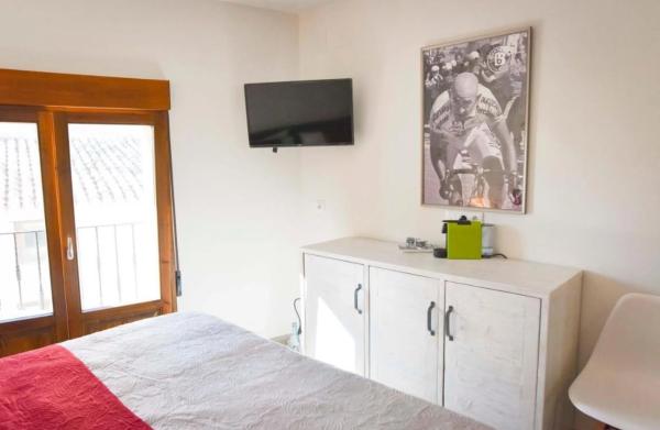 Hotel, centro de fitness en calle Roques