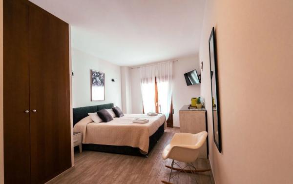 Hotel, centro de fitness en calle Roques