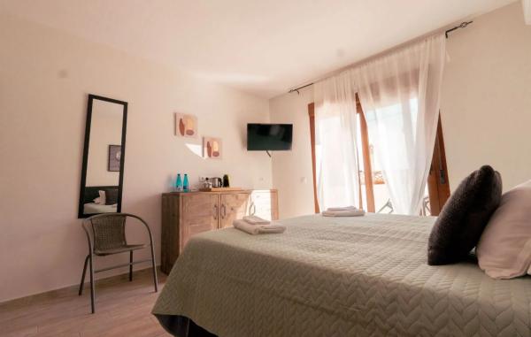 Hotel, centro de fitness en calle Roques