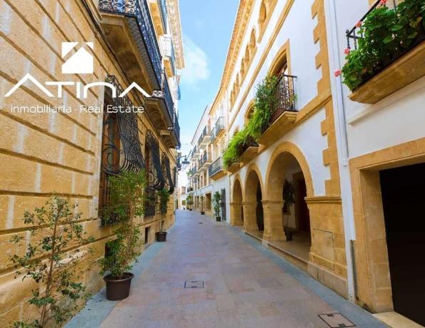 Local en avenida del Mediterráneo