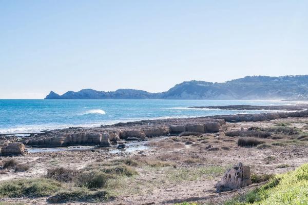 Local en avenida del Mediterráneo s/n