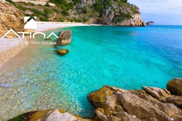 Local en avenida del Mediterráneo