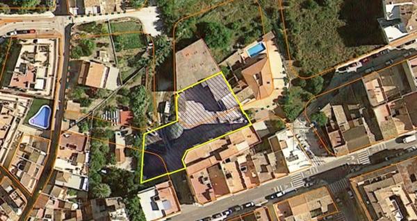 Nave en avenida del Rei Juan Carlos I, 1