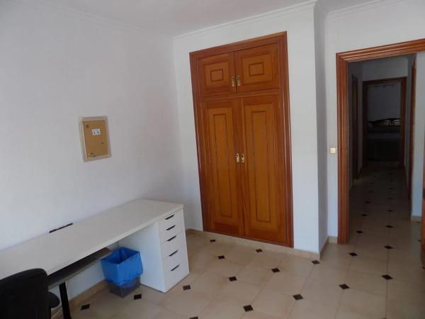 Local en plaza de la Constitució Espanyola, 9 d