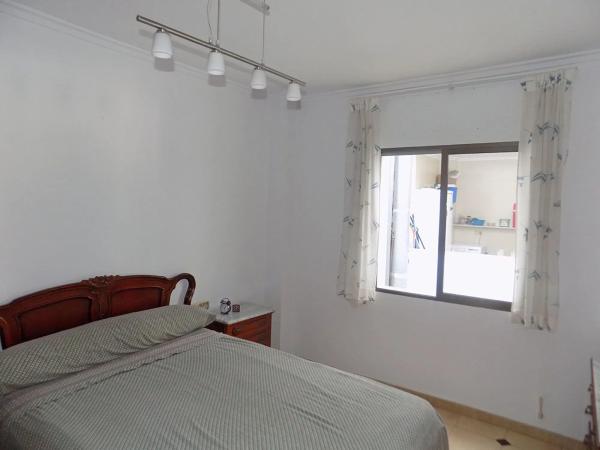 Local en plaza de la Constitució Espanyola, 9 d