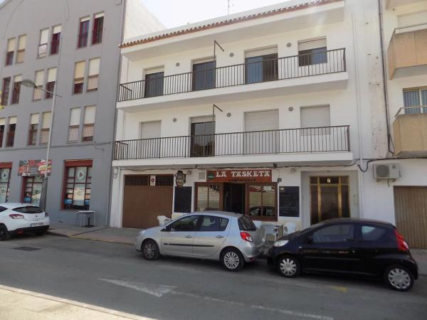 Local en plaza de la Constitució Espanyola, 9 d