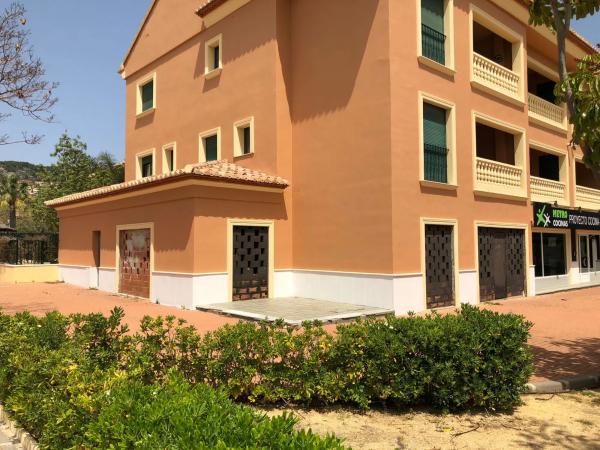 Local en avenida dels Furs, 17