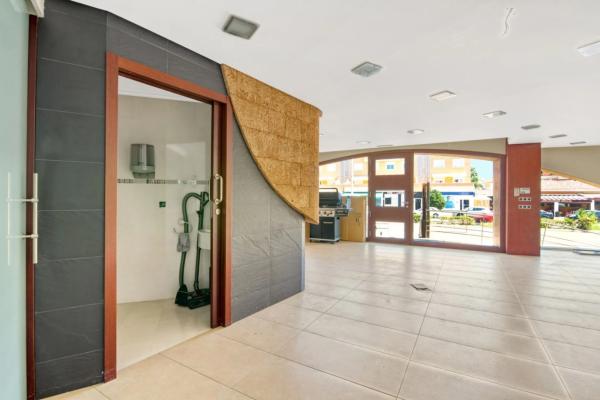 Local en Montañar-El Arenal