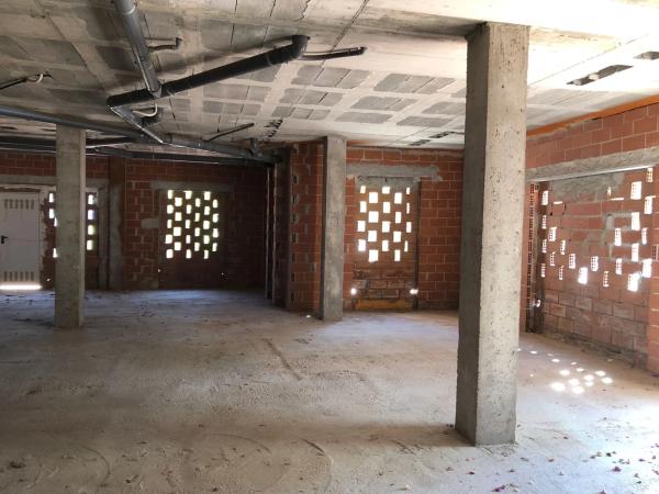 Local en avenida dels Furs, 17