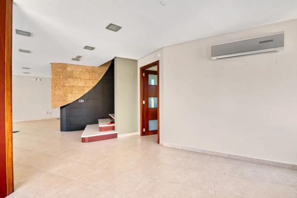 Local en Montañar-El Arenal